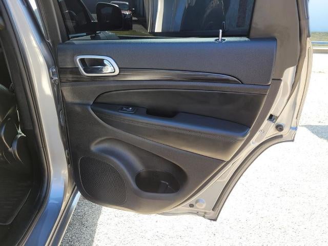 2021 Jeep Grand Cherokee Laredo X 4x4