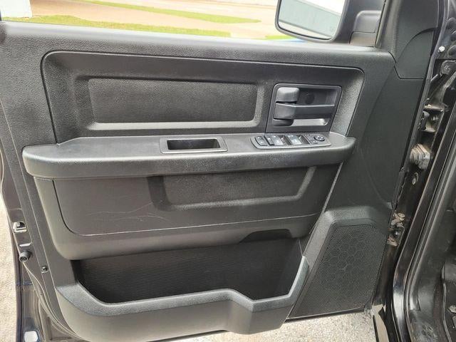 2019 RAM 1500 Classic Tradesman Quad Cab 4x2 6'4" Box