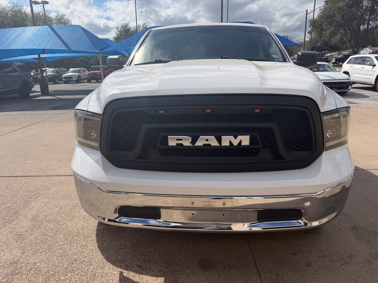 2019 RAM 1500 Classic SLT Crew Cab 4x2 6'4" Box
