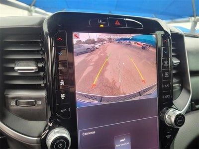 2025 RAM 1500 Lone Star Crew Cab 4x4 5'7" Box