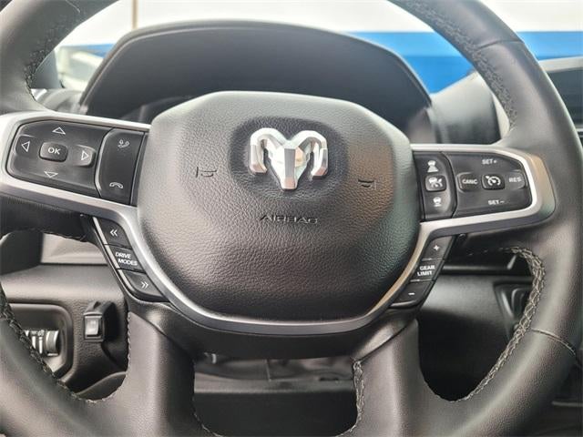 2025 RAM 1500 Lone Star Crew Cab 4x4 5'7" Box