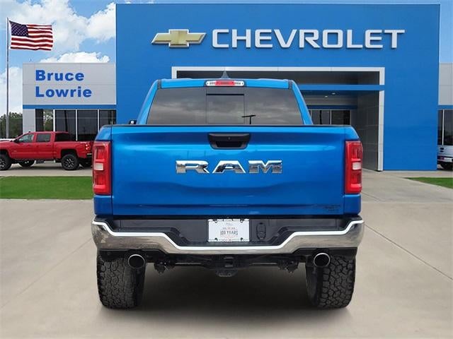 2025 RAM 1500 Lone Star Crew Cab 4x4 5'7" Box