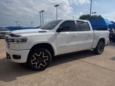 2025 RAM 1500 Laramie Crew Cab 4x4 5'7" Box
