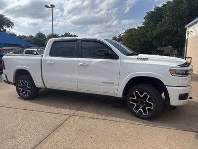 2025 RAM 1500 Laramie Crew Cab 4x4 5'7" Box
