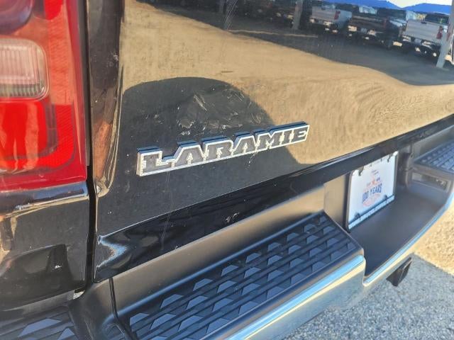 2022 RAM 1500 Laramie Crew Cab 4x4 5'7" Box