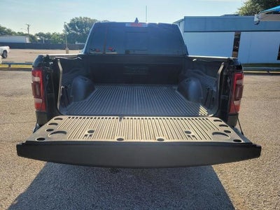 2022 RAM 1500 Laramie Crew Cab 4x4 5'7" Box