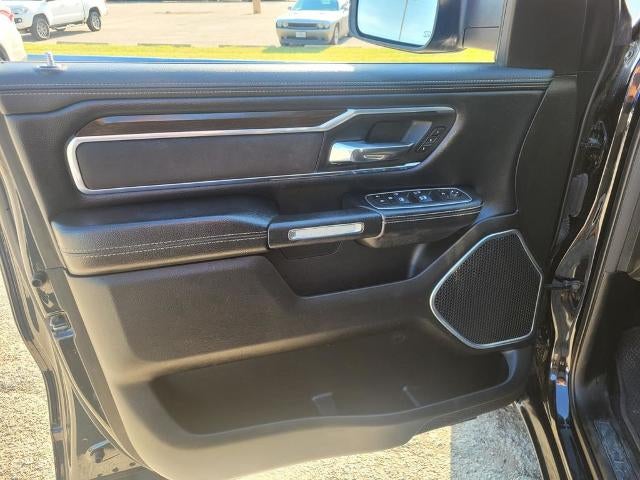 2022 RAM 1500 Laramie Crew Cab 4x4 5'7" Box