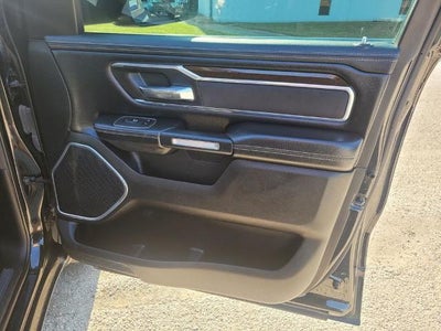 2022 RAM 1500 Laramie Crew Cab 4x4 5'7" Box