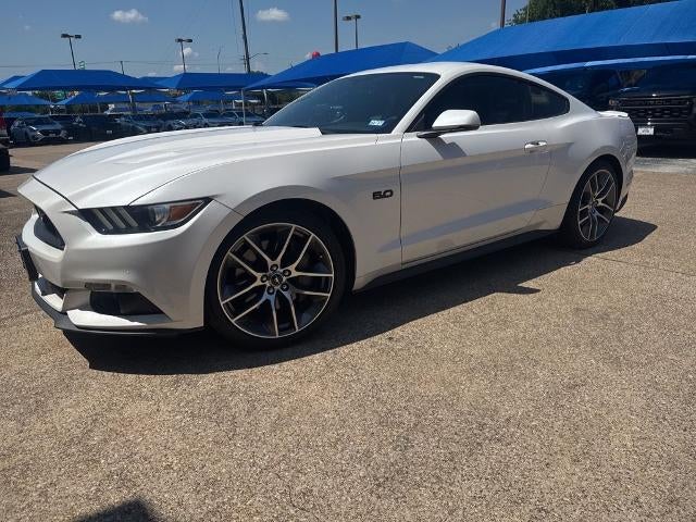 2017 Ford Mustang GT Coupe Premium's photo