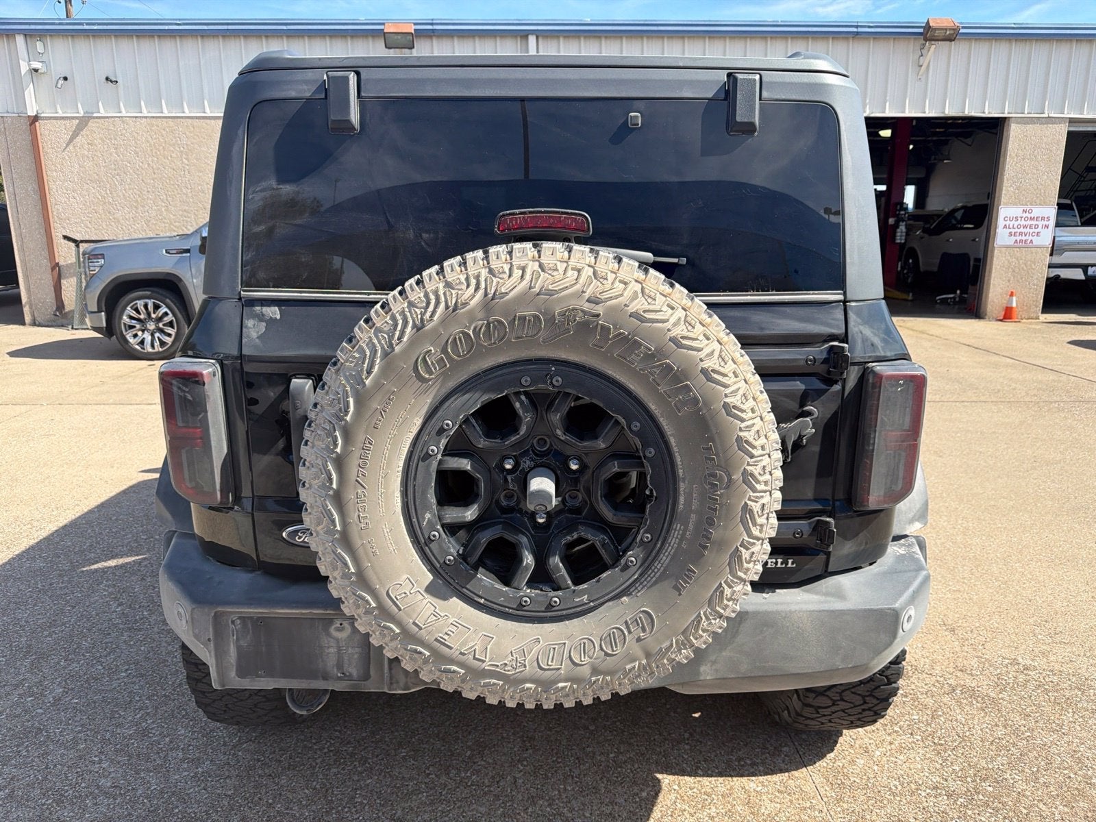 2022 Ford Bronco Base