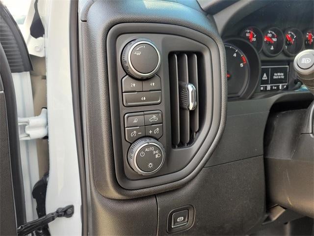 2026 Chevrolet Silverado 3500 HD WT DRW