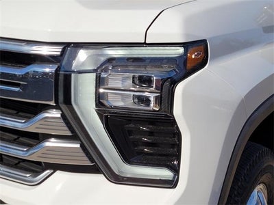 2026 Chevrolet Silverado 3500 HD High Country DRW