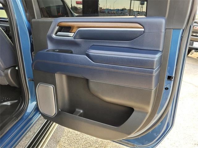 2025 Chevrolet Silverado 3500 HD High Country DRW