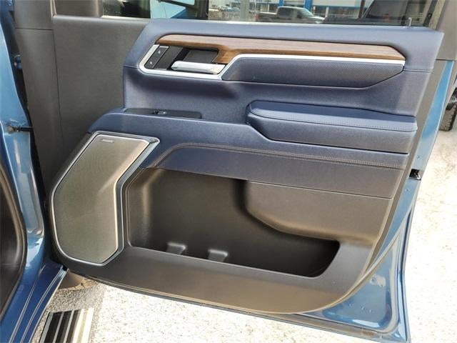 2025 Chevrolet Silverado 3500 HD High Country DRW