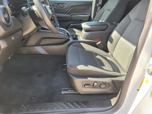 2024 Chevrolet Colorado WT