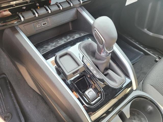 2026 Chevrolet Colorado LT - Photo 14
