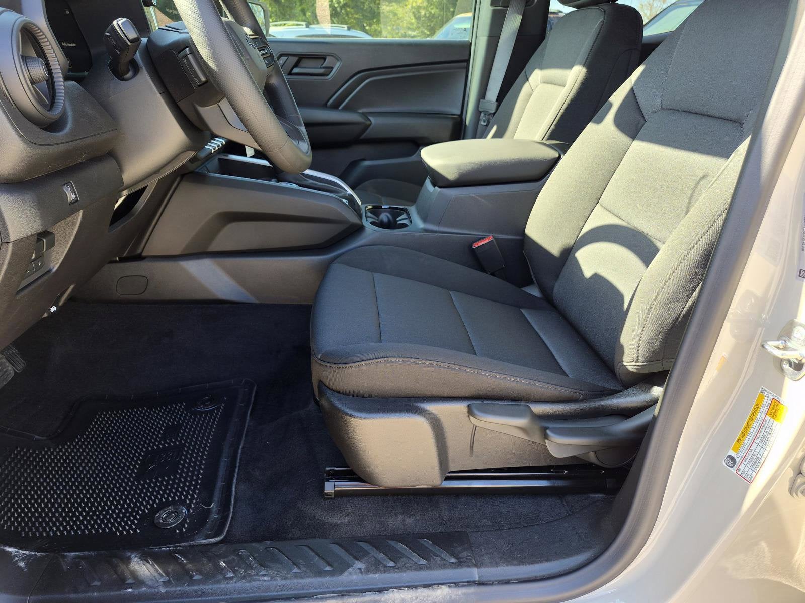 2026 Chevrolet Colorado Trail Boss - Photo 10
