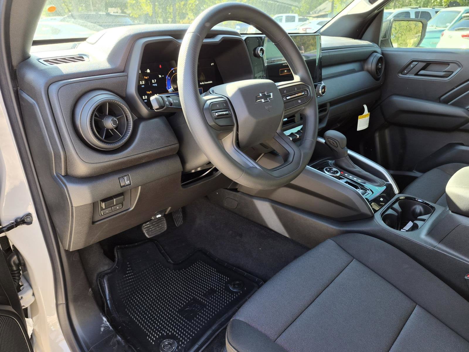 2026 Chevrolet Colorado Trail Boss - Photo 11
