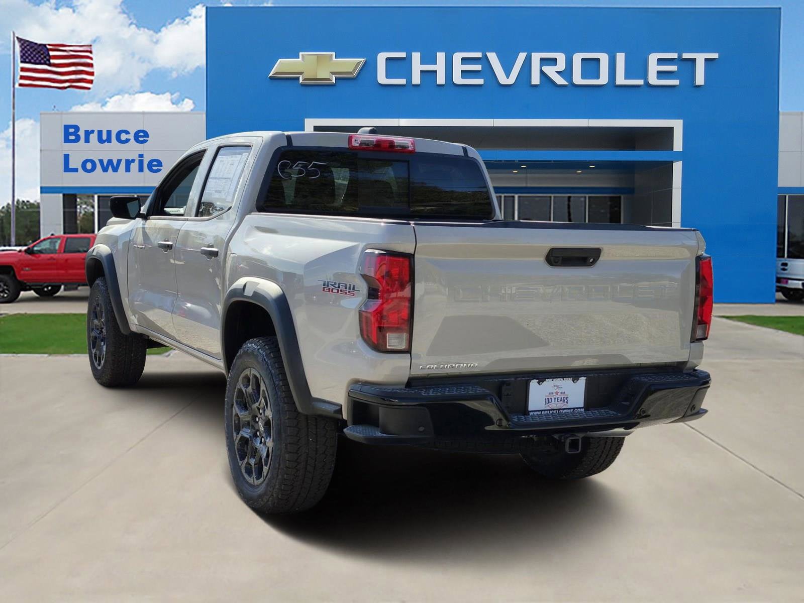 2026 Chevrolet Colorado Trail Boss - Photo 3