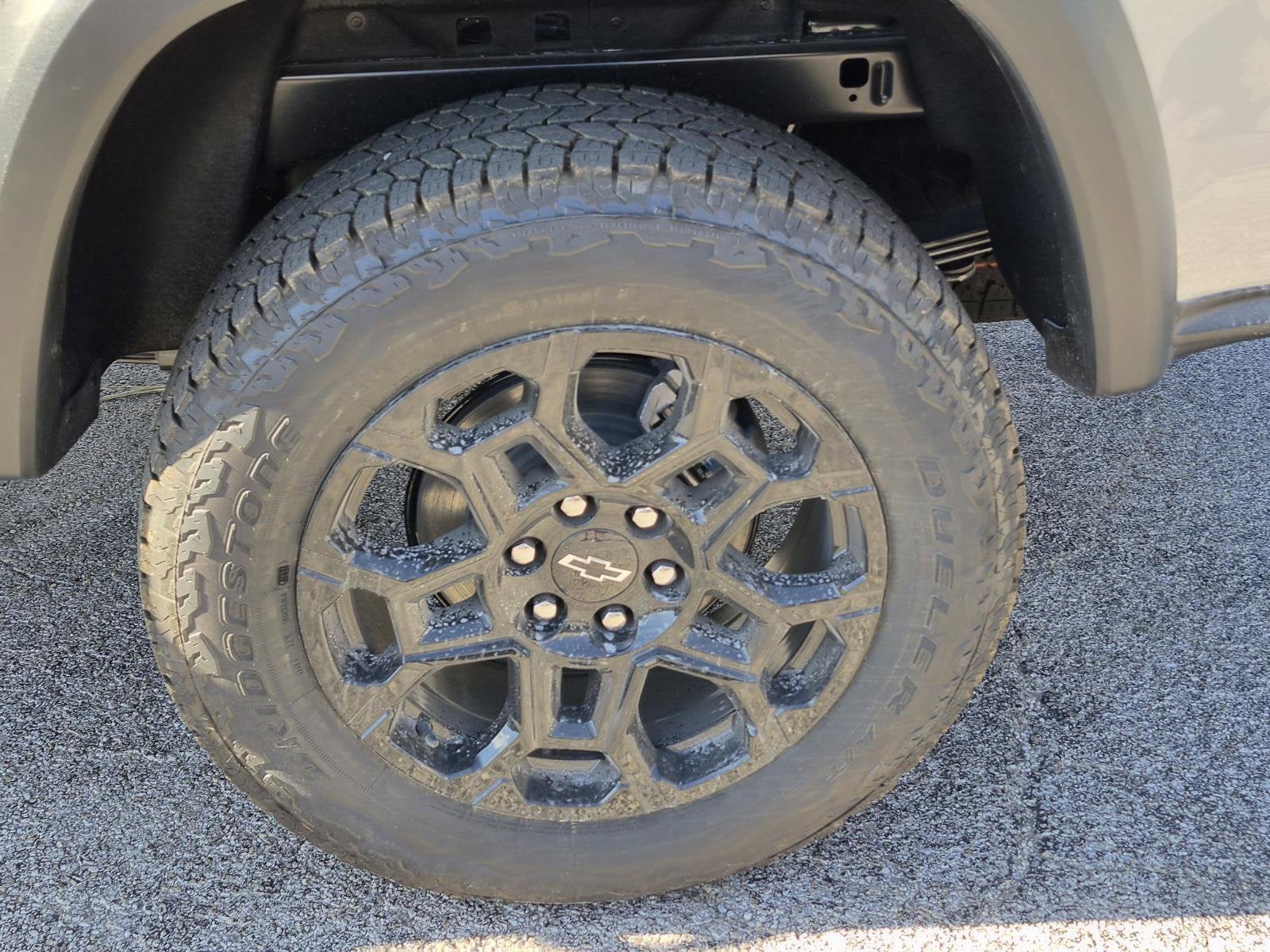 2026 Chevrolet Colorado Trail Boss - Photo 4