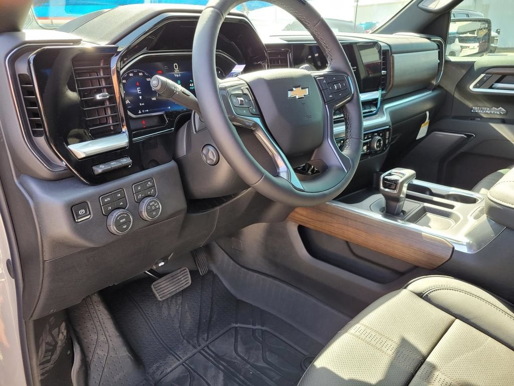 2026 Chevrolet Silverado 1500 High Country - Photo 11