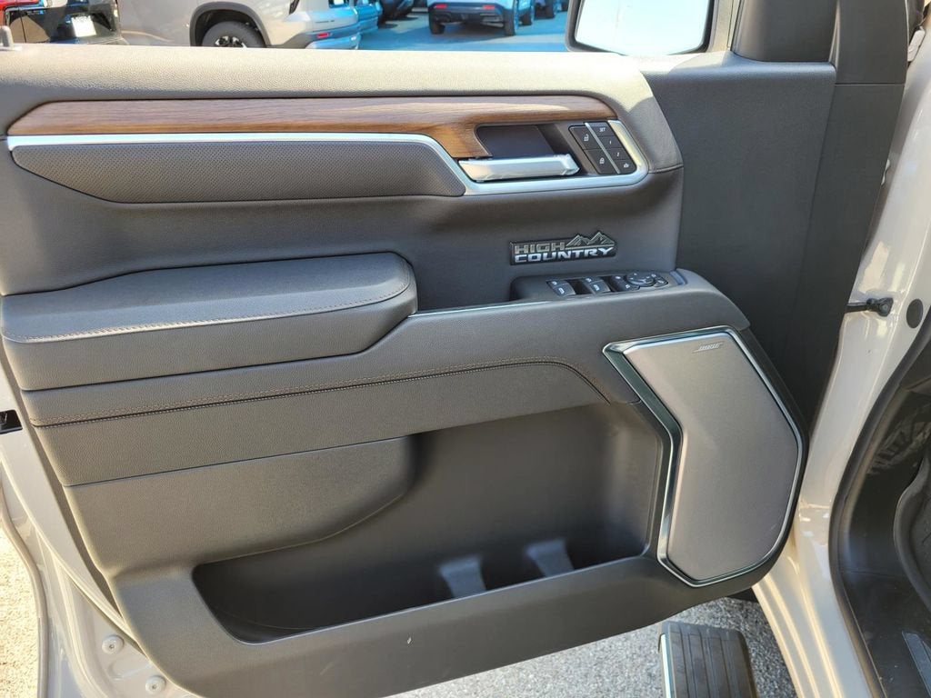 2026 Chevrolet Silverado 1500 High Country - Photo 12