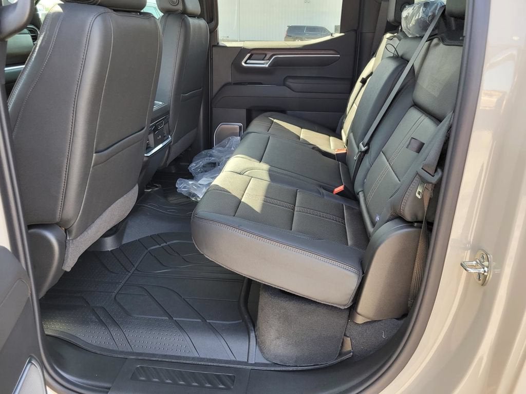 2026 Chevrolet Silverado 1500 High Country - Photo 7