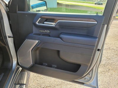 2025 Chevrolet Silverado 1500 High Country