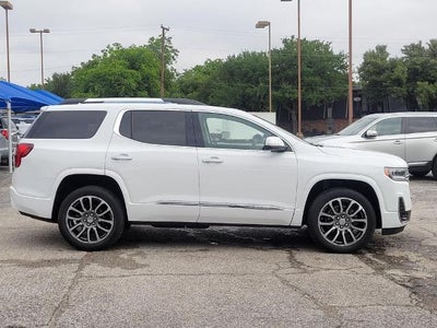 2022 GMC Acadia Denali