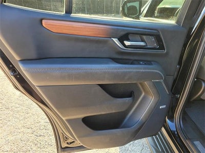 2025 GMC Yukon Denali