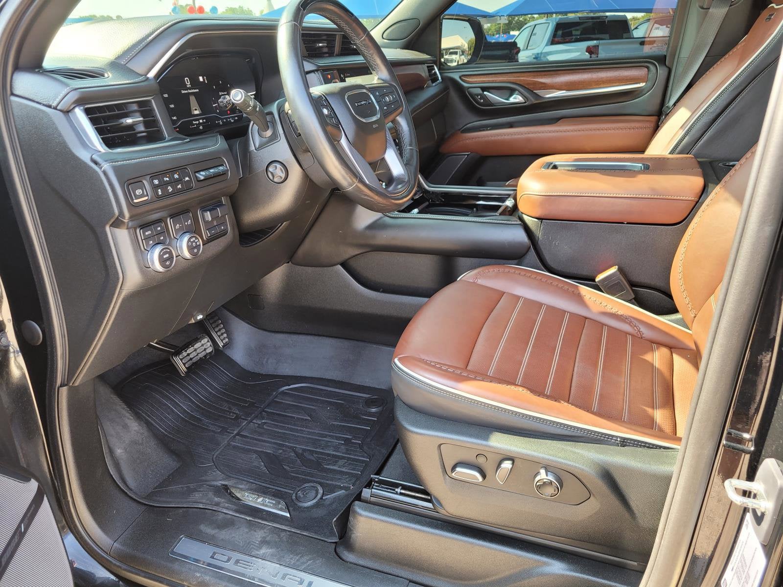 2023 GMC Yukon Denali Ultimate