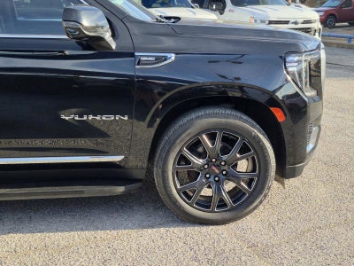 2023 GMC Yukon XL SLT