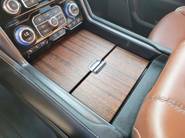 2024 GMC Yukon XL Denali Ultimate