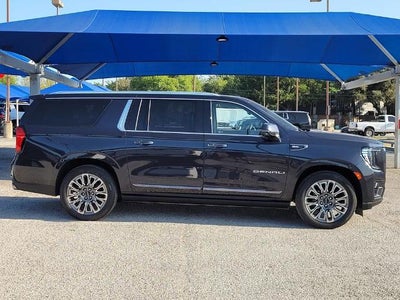 2024 GMC Yukon XL Denali Ultimate