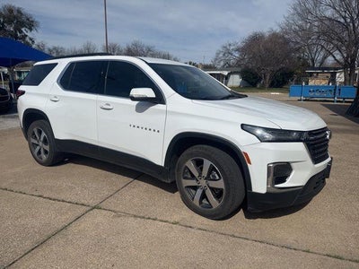 2022 Chevrolet Traverse LT Leather