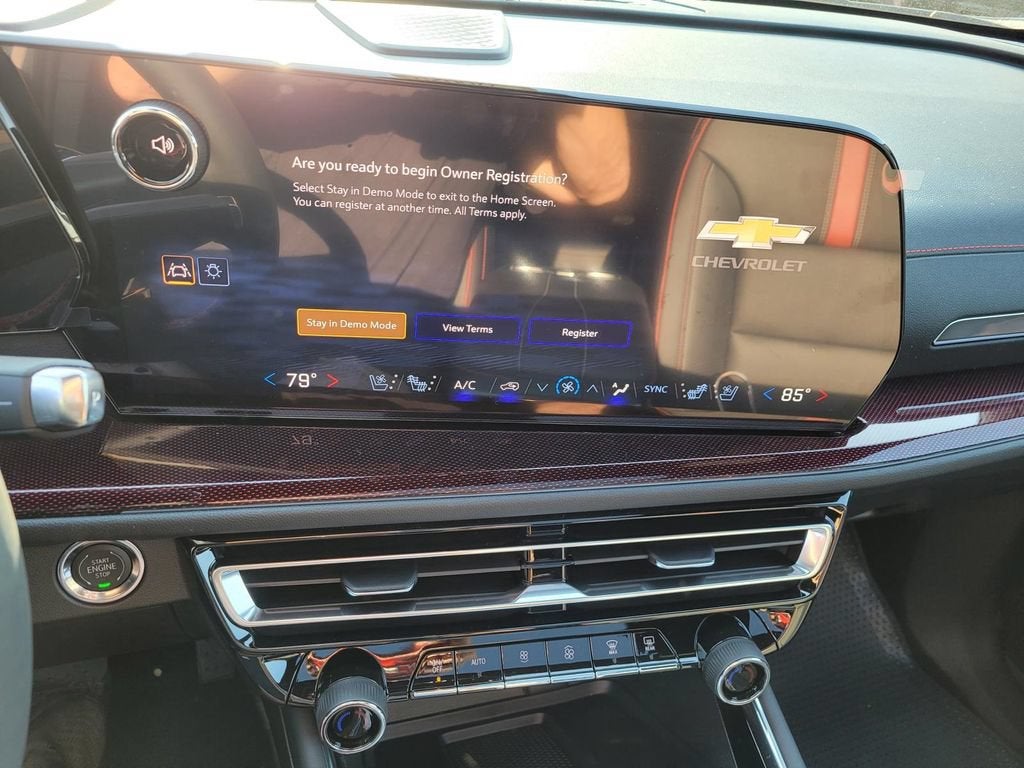 2027 Chevrolet Traverse RS - Photo 15