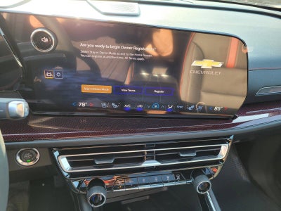 2027 Chevrolet Traverse RS