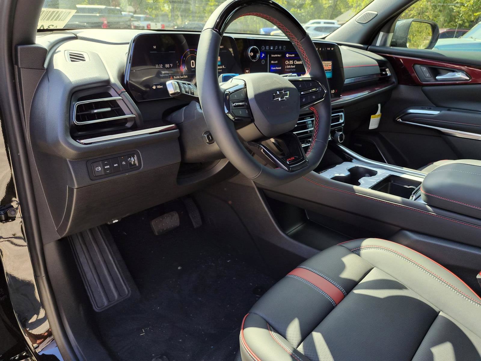 2027 Chevrolet Traverse RS - Photo 12