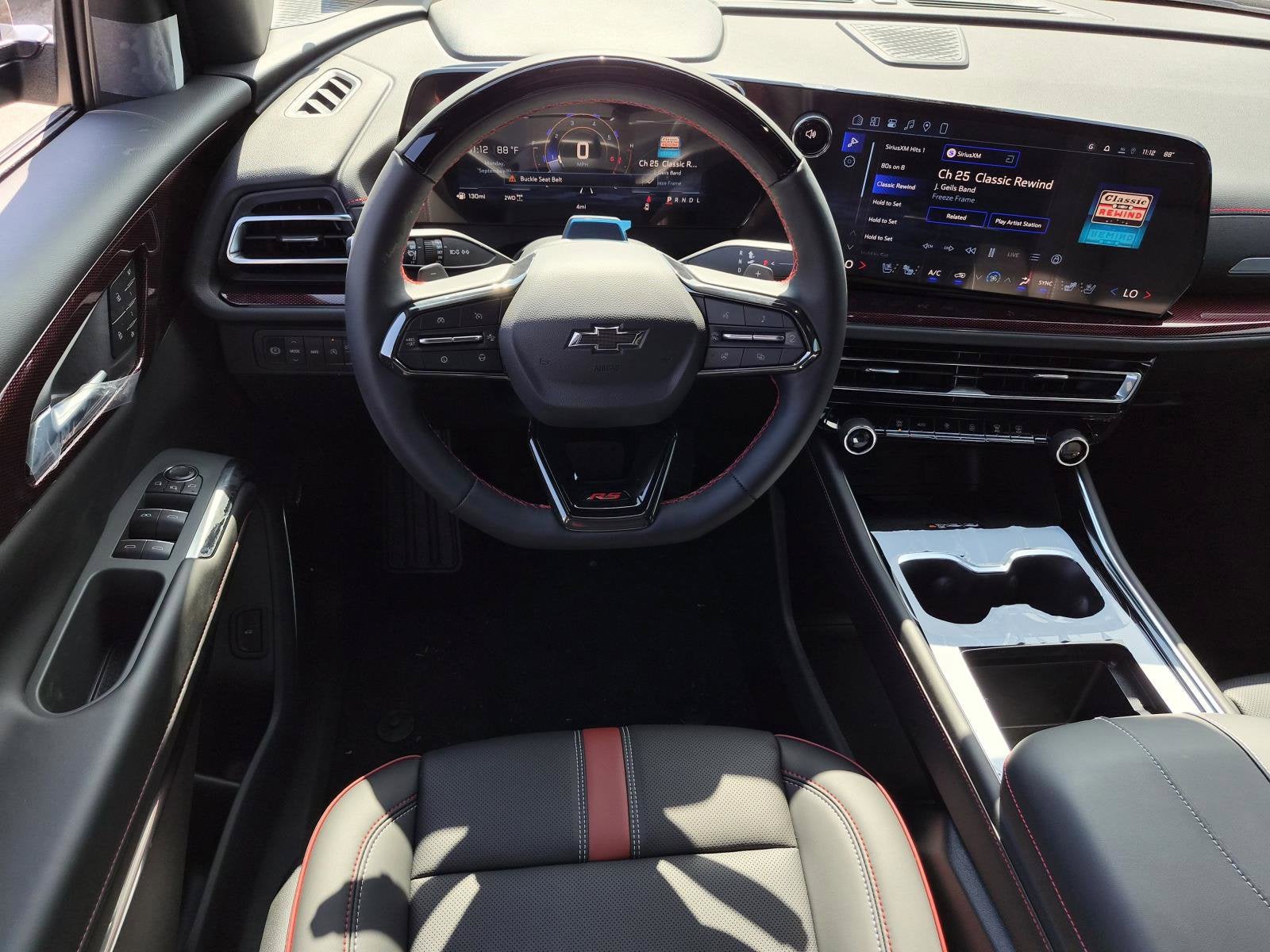 2027 Chevrolet Traverse RS - Photo 9