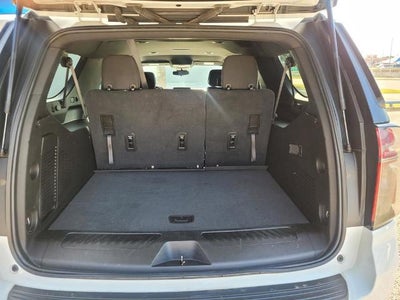 2023 Chevrolet Suburban LS