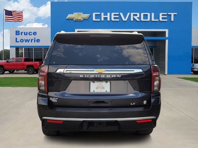 2023 Chevrolet Suburban LT