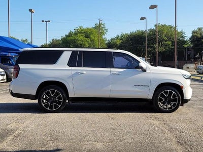 2023 Chevrolet Suburban RST