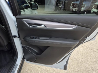 2025 Cadillac XT6 Luxury