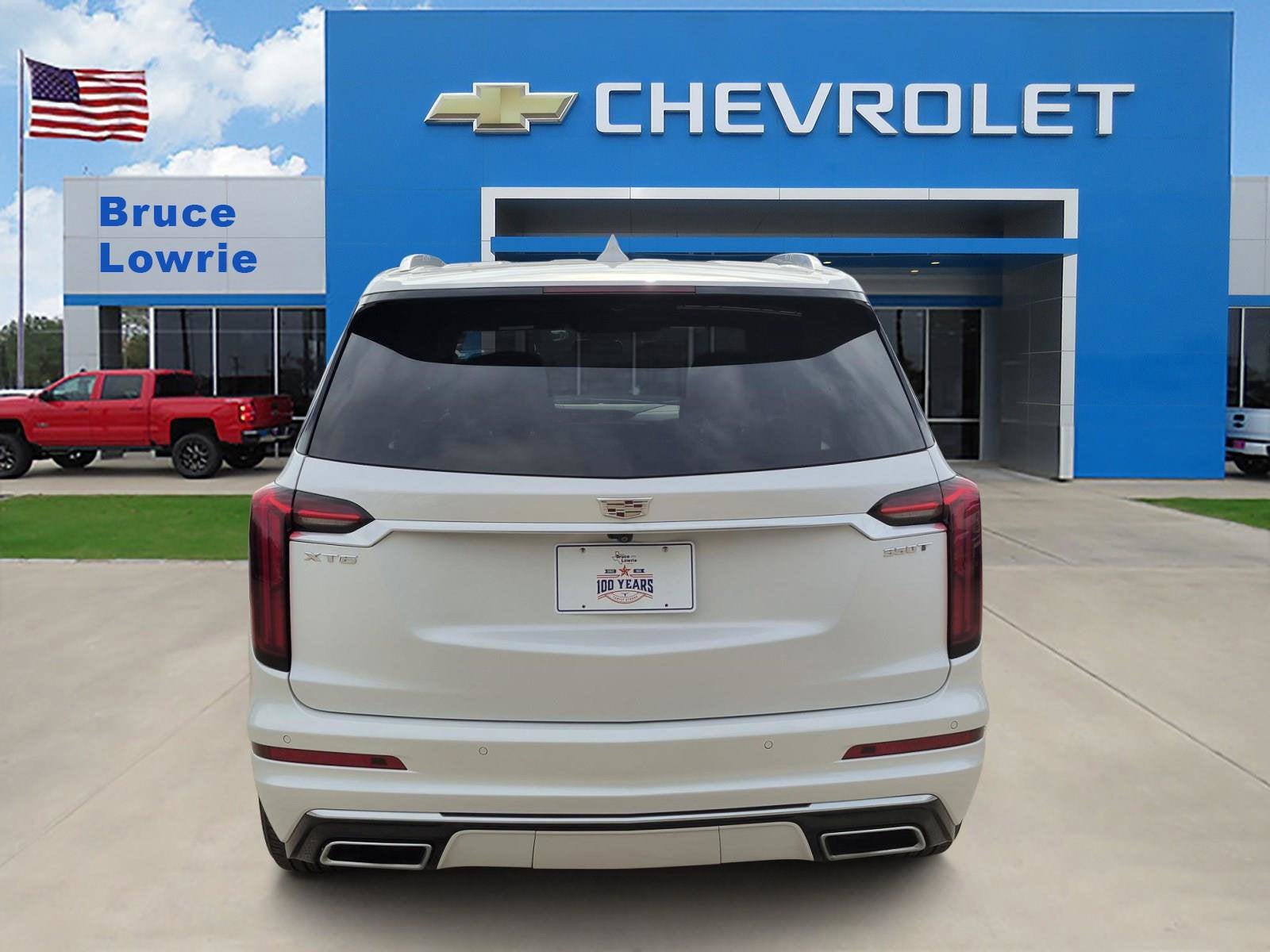 2025 Cadillac XT6 Luxury