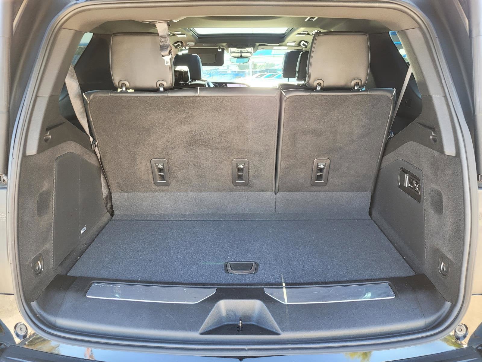 2023 Cadillac Escalade 4WD Premium Luxury