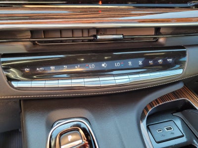 2023 Cadillac Escalade 4WD Premium Luxury