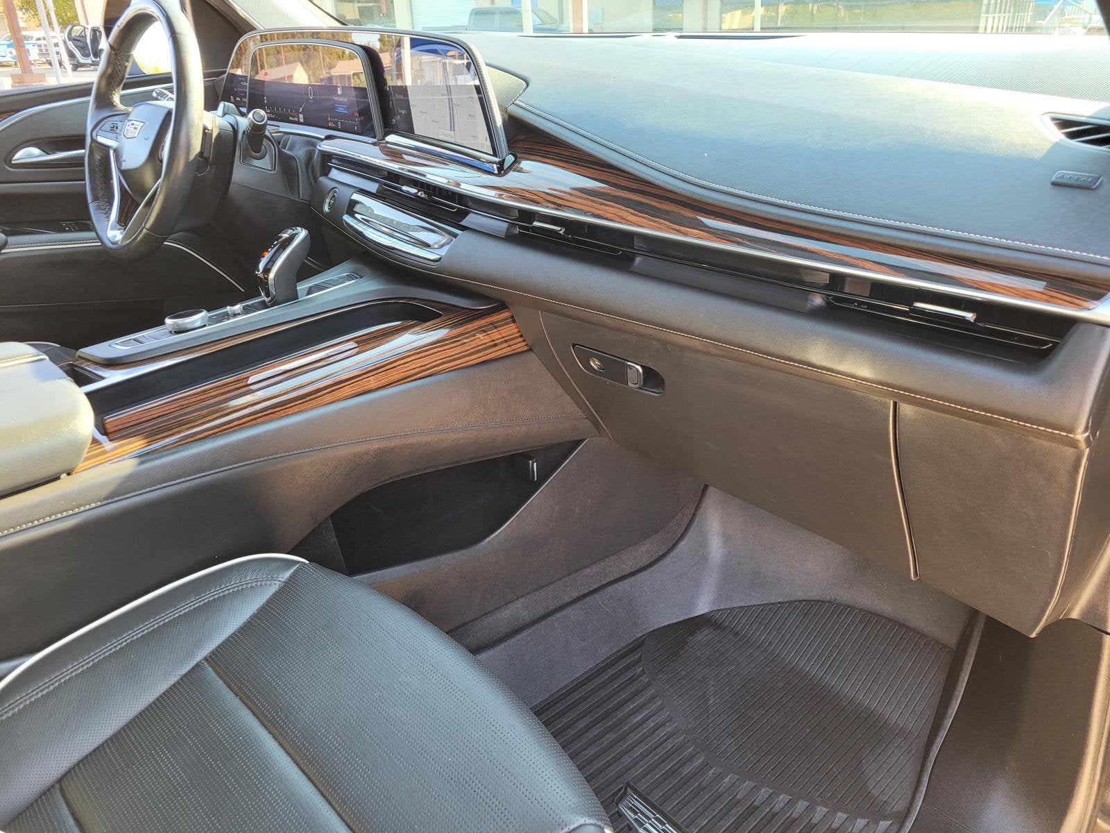 2023 Cadillac Escalade 4WD Premium Luxury