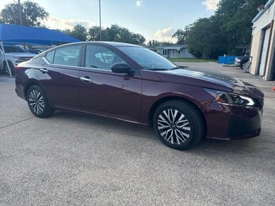 2025 Nissan Altima SV