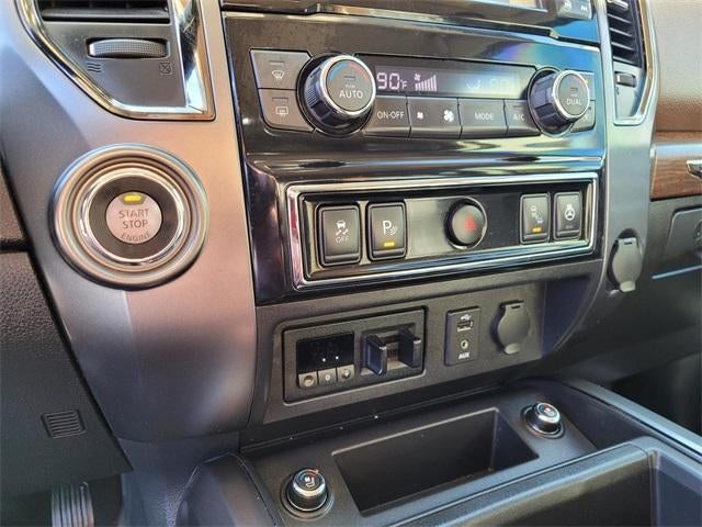 2016 Nissan TITAN XD Platinum Reserve Diesel