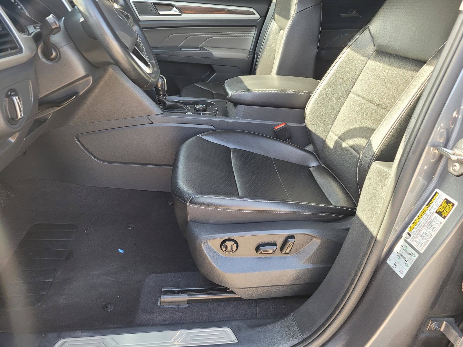 2021 Volkswagen Atlas 3.6L V6 SE w/Technology